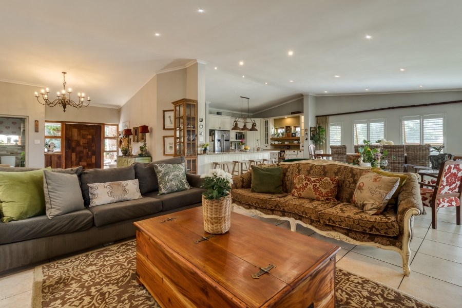 4 Bedroom Property for Sale in Fairview Heights Western Cape